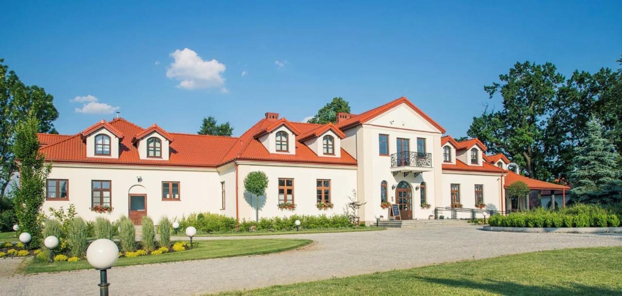 Dwór Karwacz Przasnysz Exterior foto