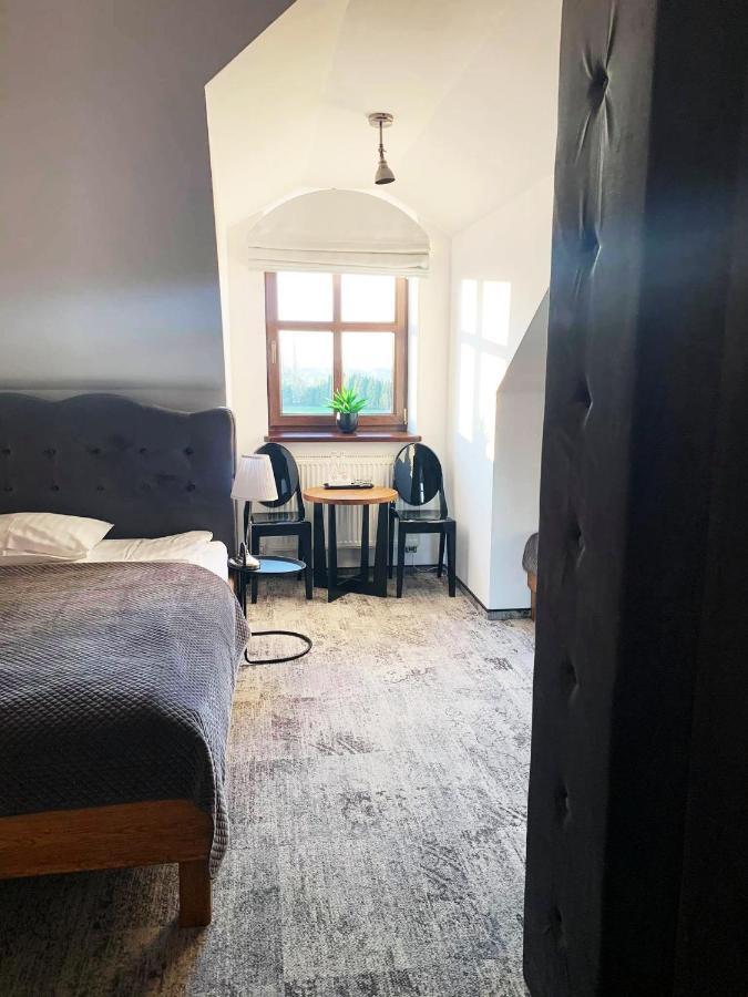 Dwór Karwacz Przasnysz Exterior foto